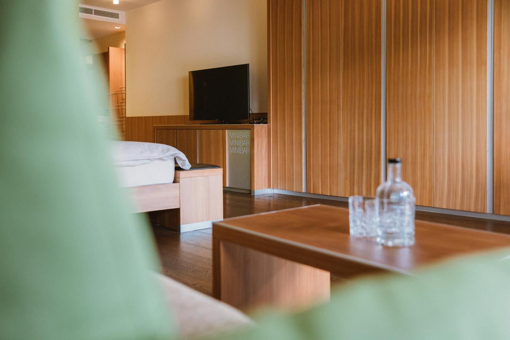 Lindenhof Pure Luxury & Spa Dolcevita Resort Натурно Экстерьер фото